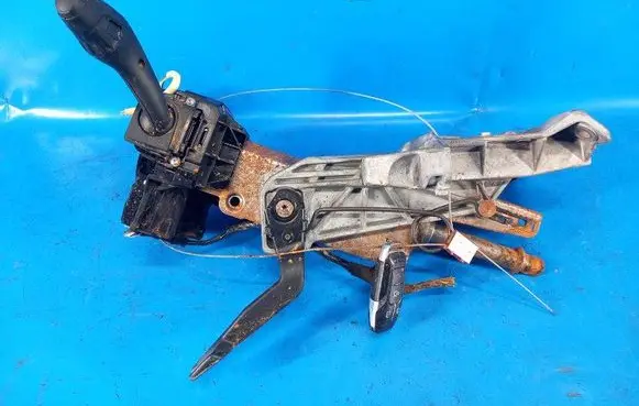 Ford Mustang VI Steering wheel axle GR3C3C529AE