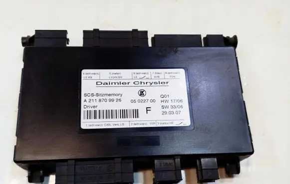 Mercedes-Benz CLS C219 Seat control module A2118709926