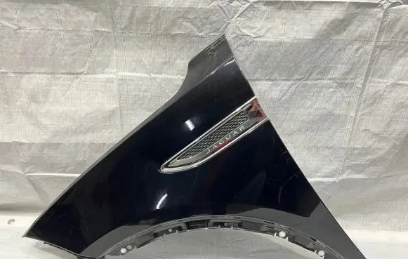 Jaguar E-Pace Fender