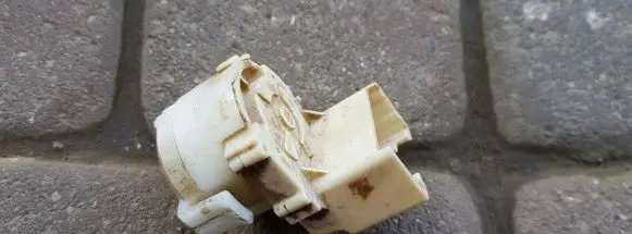 Toyota Hilux (AN10, AN20, AN30) Ignition lock contact 