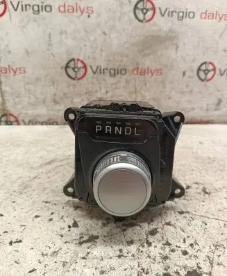 Chrysler 200 Gear selector P68260343AA 90625182400