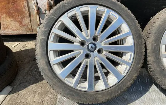 R16 alloy rim
