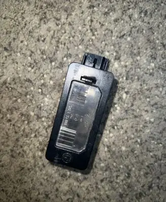 BMW 5 E39 Number plate light 8372001