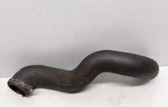Volvo S60 Intercooler hose/pipe 30645937