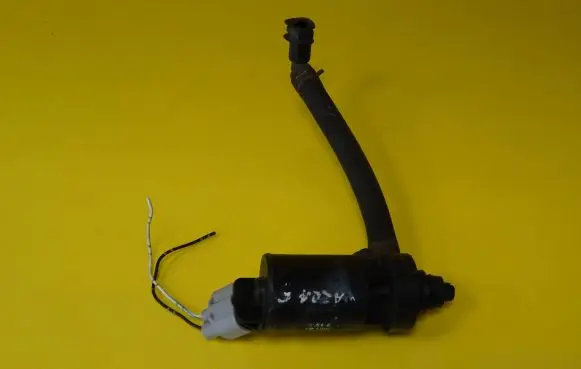 Mazda 5 Headlight washer pump 