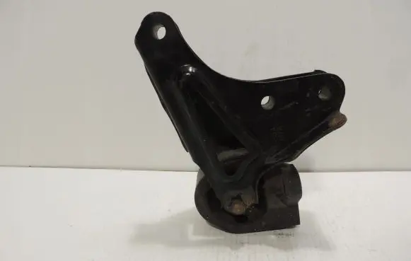 Honda Civic Engine mounting bracket S5A