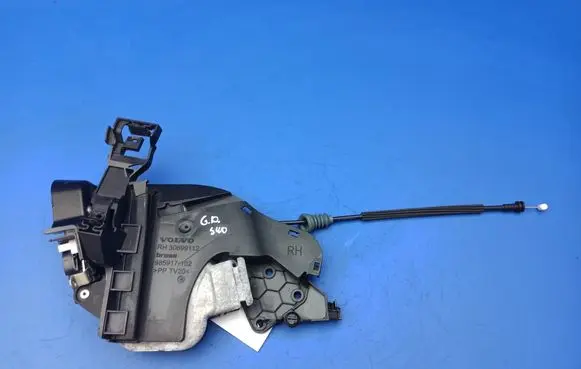 Volvo S40 Rear door lock 30699112 985917102 240015103