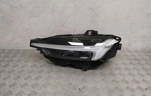 Volvo XC60 Headlight/headlamp 32338976