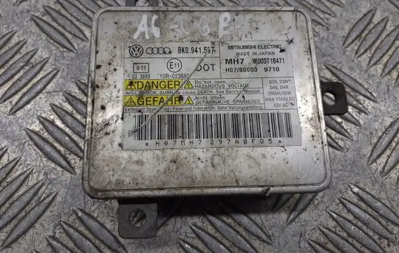Audi A6 S6 C6 4F Voltage converter/converter module 8K0941597
