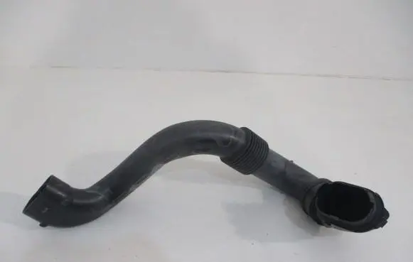 Renault Clio IV Air intake hose/pipe 1655556691R