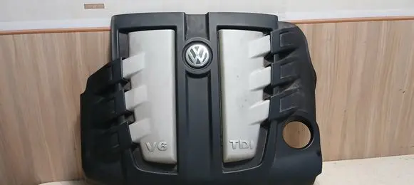 Volkswagen Touareg I Engine cover (trim) 059103925BD 059103925BC