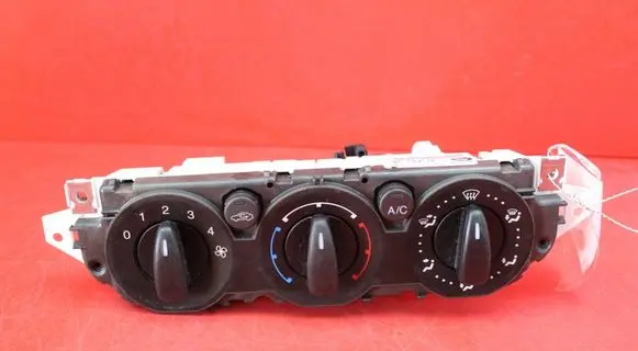Ford Focus C-MAX Climate control unit 7M5T-19980-AA