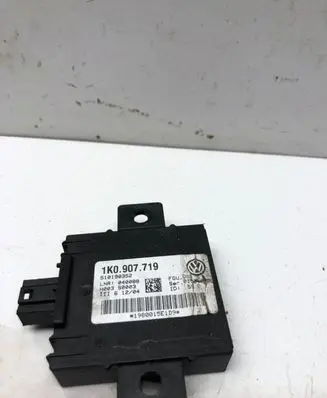 Volkswagen Golf V Alarm control unit/module 1K0907719 510190352 1980015E1D9