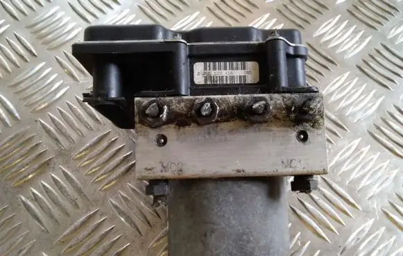 Nissan Primera ABS Pump 0265231317 47660AV712 0265800308