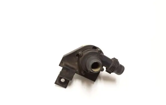 BMW 5 E60 E61 Electric auxiliary coolant/water pump 6922647