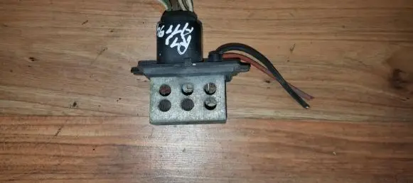 Renault 19 Heater blower motor/fan resistor 020619M