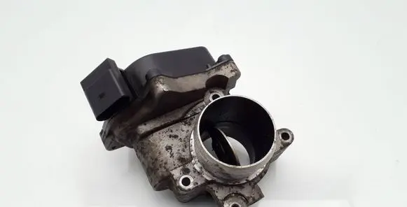 Volkswagen Touran II Throttle valve 03L128063Q
