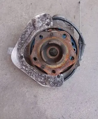 Porsche Boxster 987 Rear wheel hub 987331658
