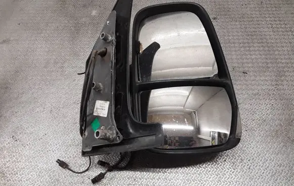 Iveco Daily 35.8 - 9 Front door electric wing mirror 3800416