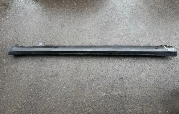 Tesla Model S Sill 600587500J