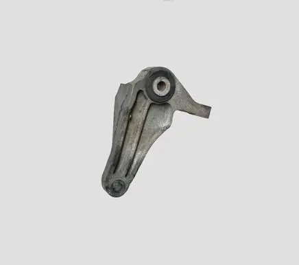 Ford Focus Engine mounting bracket 326B46