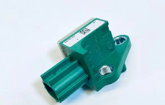 Volkswagen PASSAT B6 Airbag deployment crash/impact sensor 3C0909606