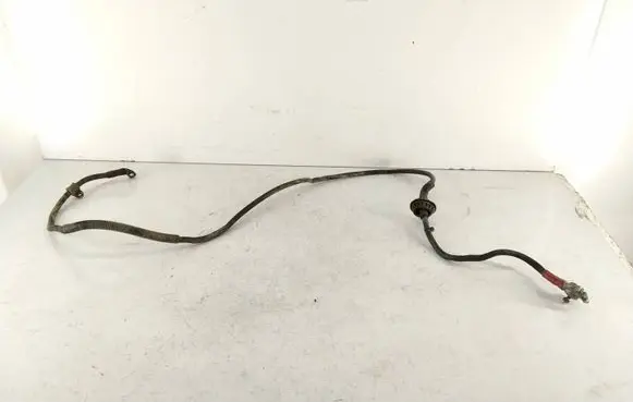 Volkswagen PASSAT B5.5 Positive cable (battery) 8D1971225D