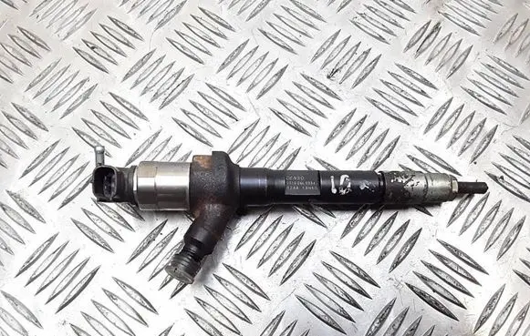 Mazda 6 Fuel injector R2AA13H50