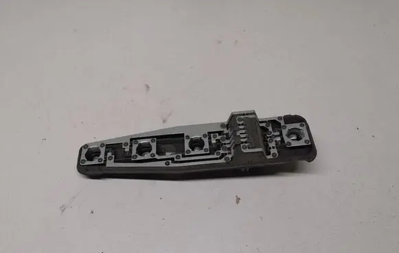 Opel Vectra B Tail light bulb cover holder 37640751