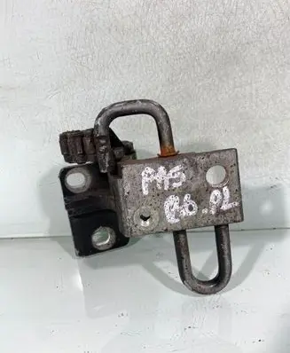 Front door lower hinge