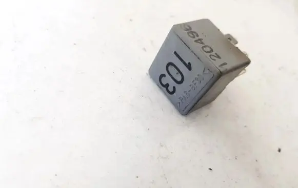 Volkswagen Sharan Other relay 357911253 899568