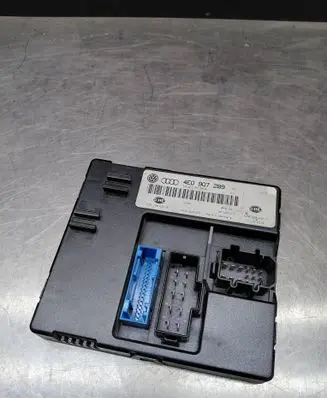 Audi A8 S8 D3 4E Comfort/convenience module 4E0907289 4E0910289A