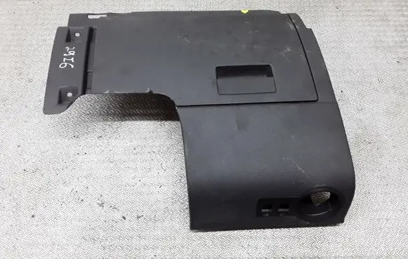 Volkswagen Touran I Dashboard lower bottom trim panel 1T1858365