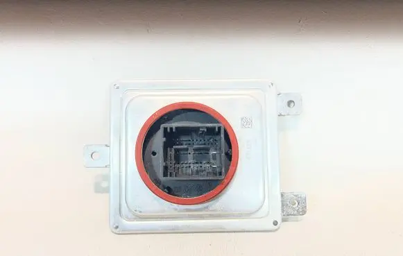 BMW X5 G05 LED ballast control module 5A0AF90