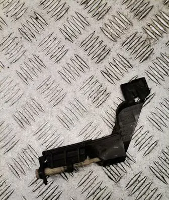 Audi A4 S4 B8 8K Rear bumper mounting bracket 8K5807890A