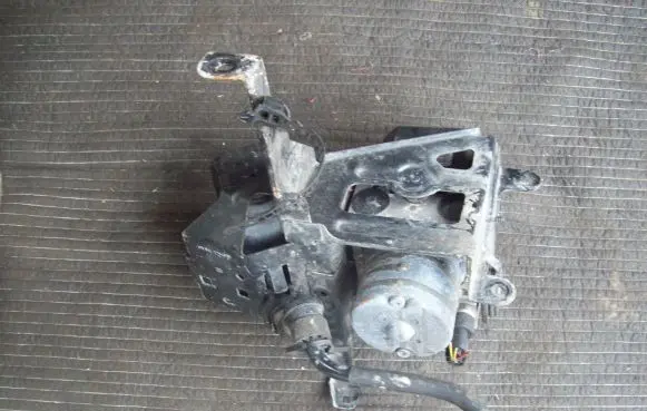Volkswagen PASSAT B5.5 ABS Pump ESP0124C 0265225124 8E0927317