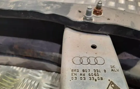 Audi A5 8T 8F Rear bumper cross member 8K0807331B