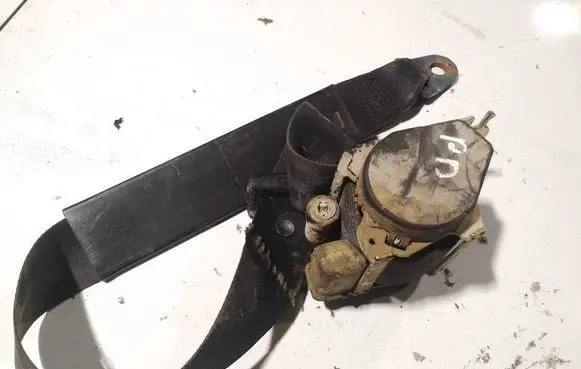 Citroen C4 I Front seatbelt 804889AA