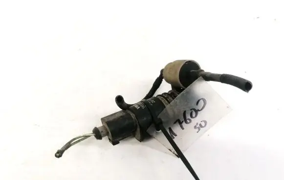 Skoda Octavia Mk2 (1Z) Windscreen/windshield washer pump 1K6955651