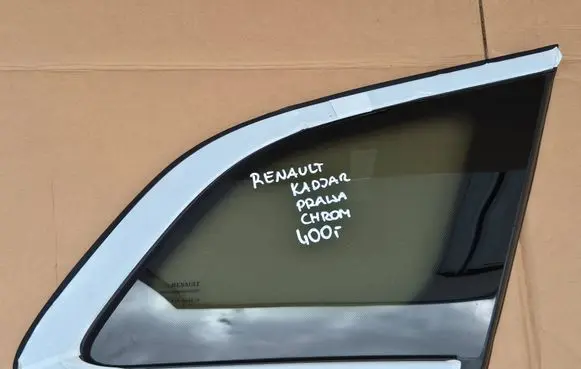 Renault Kadjar Rear side window 833069655R 833066723R