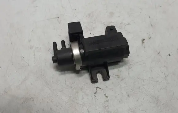 Valve vacuum