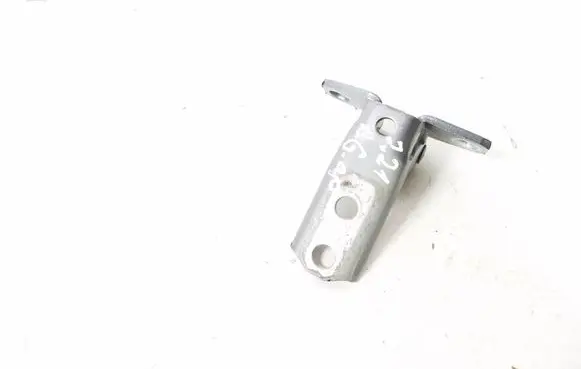 Mitsubishi ASX Rear door lower hinge 5702A063