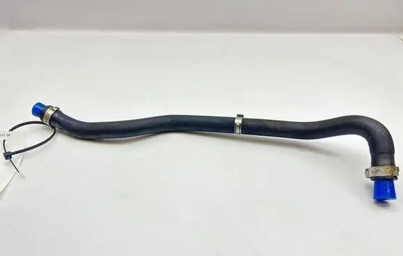 Mercedes-Benz C W204 Engine coolant pipe/hose A2044661781 2044661781