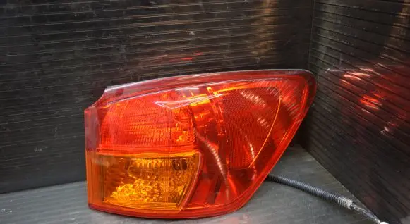 Lexus IS 220D-250-350 Rear/tail lights