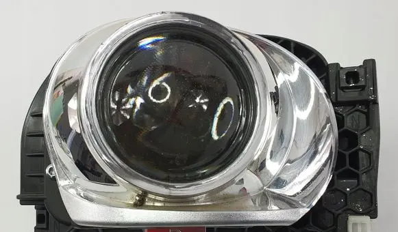 Citroen C5 Headlight part 89038337