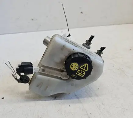 Jaguar XE Master brake cylinder 03350885651