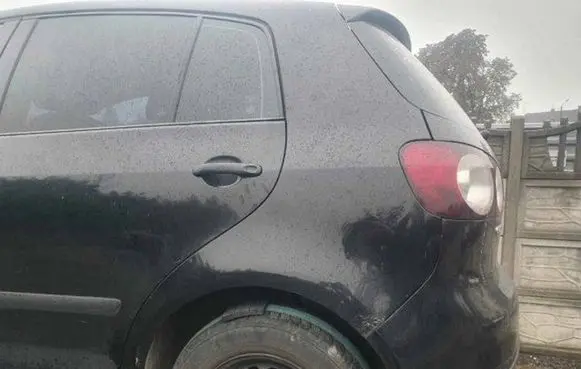 Volkswagen Golf Plus Rear quarter panel 