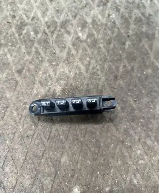 Lexus GS 300 350 430 450H Seat memory switch 15A695 15A911 15A912