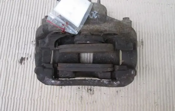 Peugeot 307 CC Front brake caliper