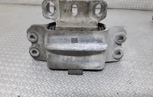 Volkswagen Caddy Gearbox mount 1K0199555